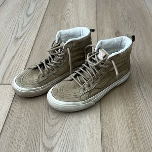 VANS high top all terrain shoes | women’s size 6.5